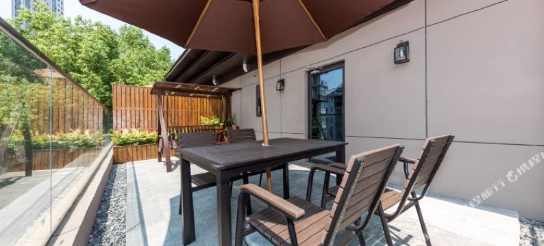 静观雅宿酒店(武汉光谷广场地质大学店)图片