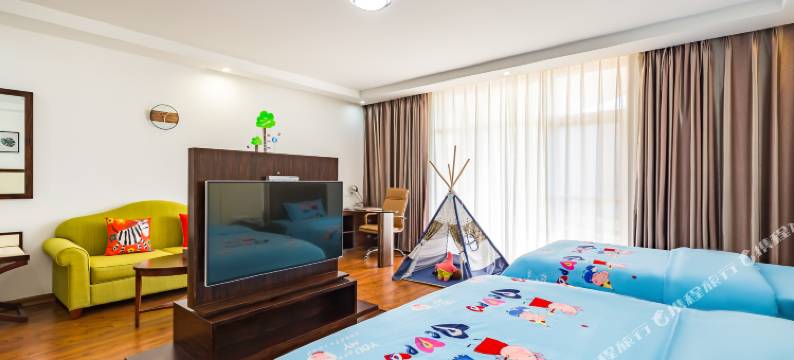 张北花田草海假日酒店图片