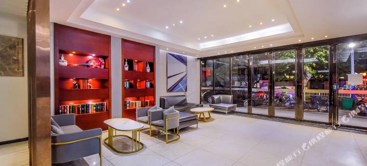 圣曼酒店(韶关火车东站百年东街店)图片