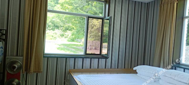 长白小蕾丽水庄园图片