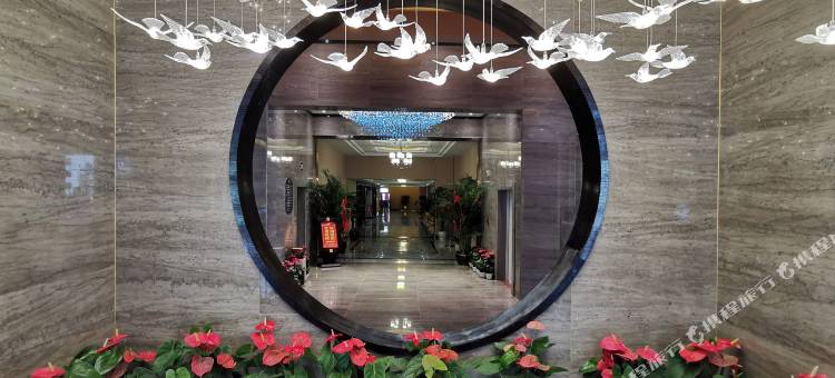 鹤峰华瑞大酒店图片