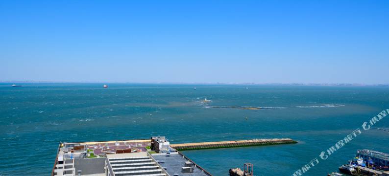 云海湾海景LOFT度假公寓(青岛火车站金茂湾购物中心店)图片