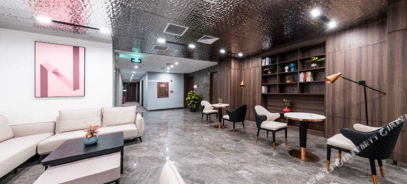 诺星酒店(广州暨南大学岗顶地铁站店)图片