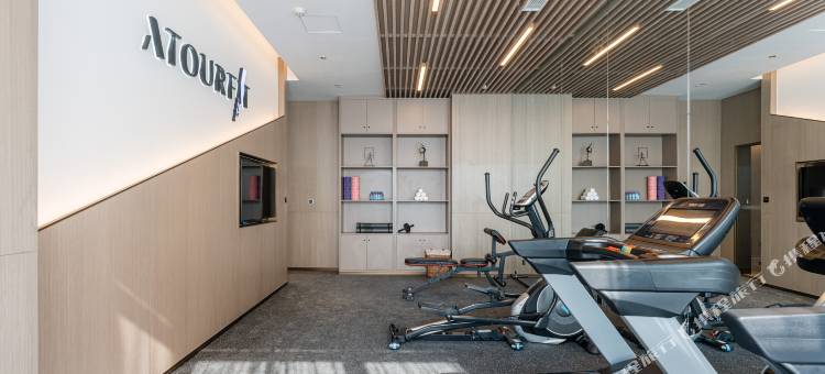 义乌国际商贸城诚信大道亚朵酒店图片