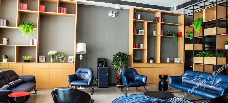 兰欧酒店(格尔木八一中路店)图片