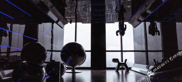 NOVA星球·高空全江景酒店(重庆解放碑洪崖洞店)图片