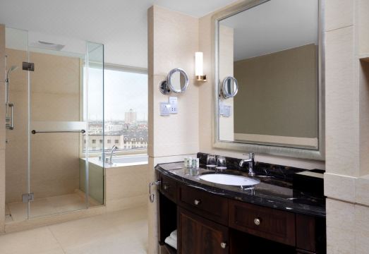 Courtyard by Marriott Shanghai FengxianHotel Overview