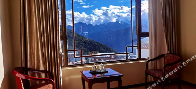 德钦飞来寺雪域顺缘酒店图片