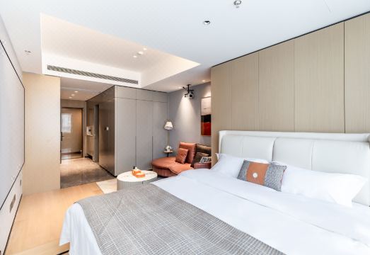 A Deer Apartment Hotel Overview