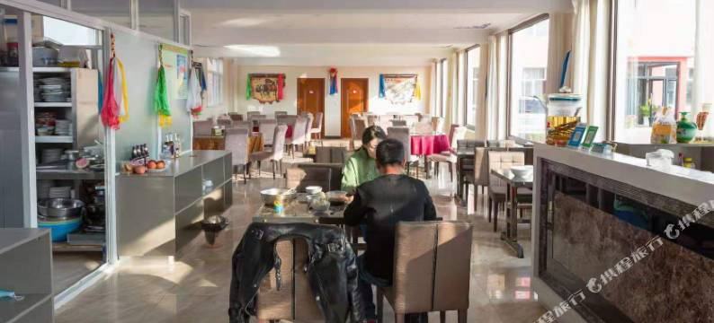 乌兰布统铭玥山庄图片