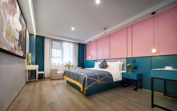 美宿酒店(长沙五一广场东塘地铁站店)