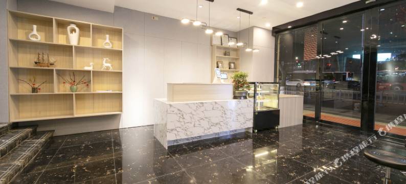 云上曼居酒店(宁波天一广场银泰店)图片