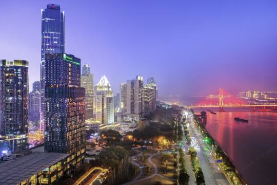 南昌江景假日酒店