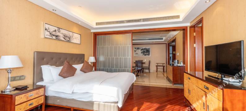 南京印象公寓(绿城水晶蓝湾百家湖地铁站店)图片