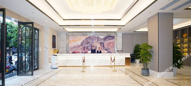 维也纳酒店(西双版纳景洪市泼水广场店)图片