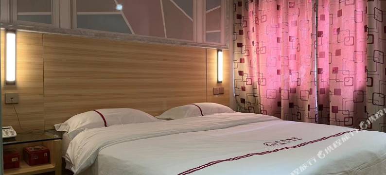 深圳鸿泰商务宾馆(向西村地铁站店)图片