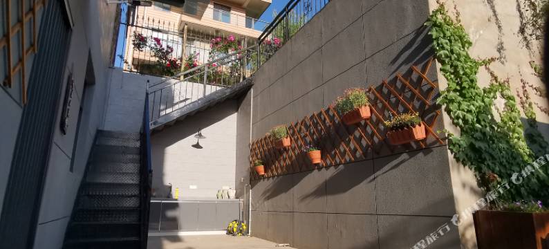 蓝田·汤峪温泉望山小院民宿图片