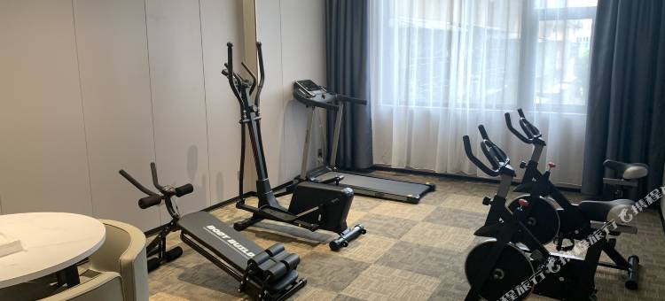 乐芙·雅智能酒店(湛江国贸城市广场店)图片