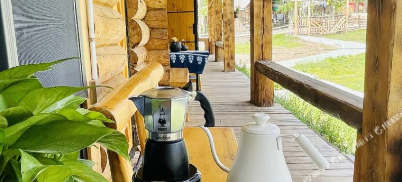 白哈巴陆玖庭院图片