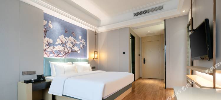 白玉兰酒店(鄂州银泰百货南浦路店)图片