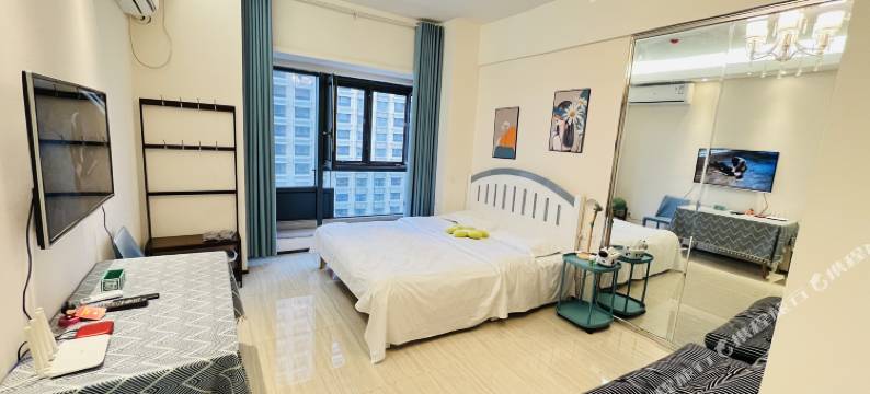 小雏菊云端公寓(淄博银泰城店)图片