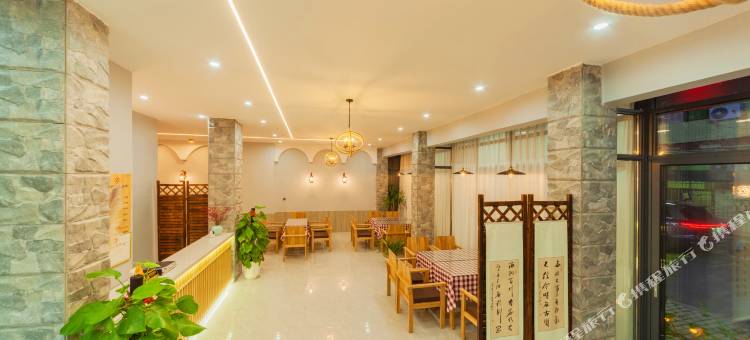 花好月圆客栈(丹霞山景区店)图片