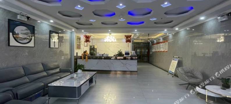 称多曲喀大酒店图片