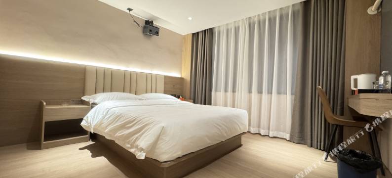 云锦智能影院酒店(南宁火车站地铁口店)图片