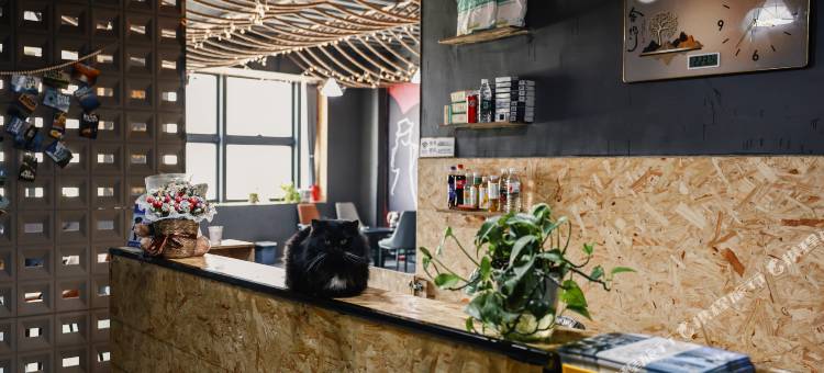 爱尚宁民宿(西宁火车站店)图片