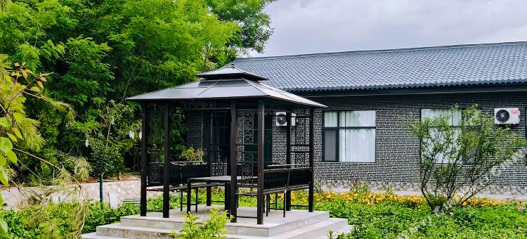 银川聚源民宿(镇北堡看见贺兰演艺小镇店)图片
