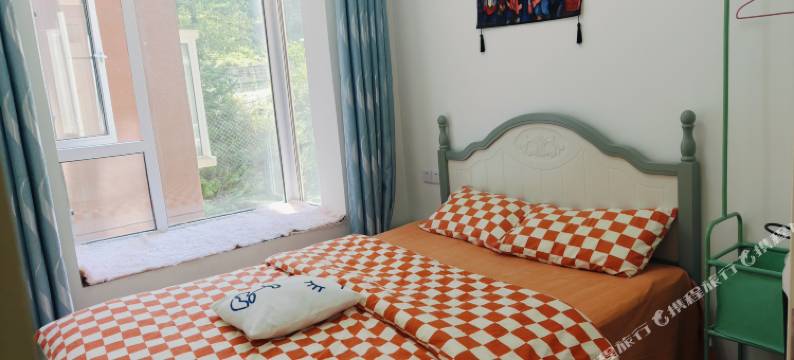 康定三三小住公寓图片