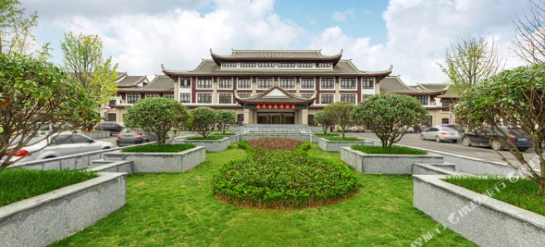 南卓金海湾酒店图片