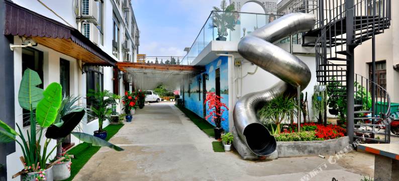 上海岚枫智能轻居Lanfeng Smart Lightweight Hotel Shanghai图片