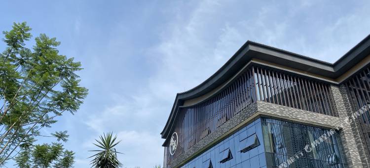 峨眉山林溪酒店(马路桥美食街店)图片
