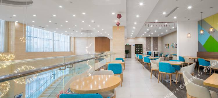 苏州长江智选假日酒店(玉山路地铁站店)图片