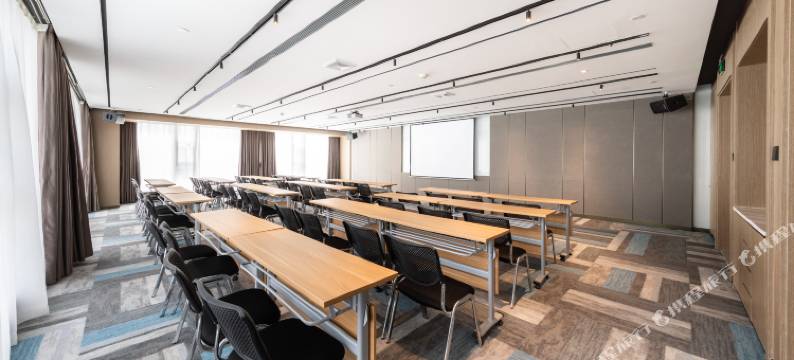 武汉天地汉口江滩亚朵酒店图片