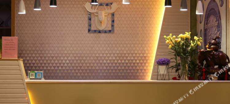 派酒店(石家庄鹿泉动物园店)图片