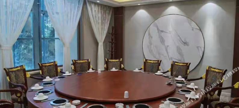 保德凯利瑞商务酒店图片