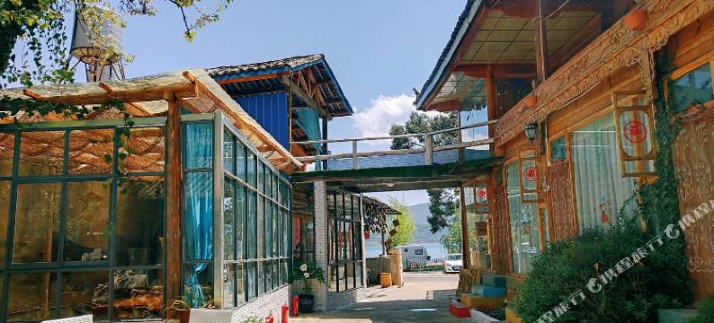泸沽湖蓝色彼岸客栈图片