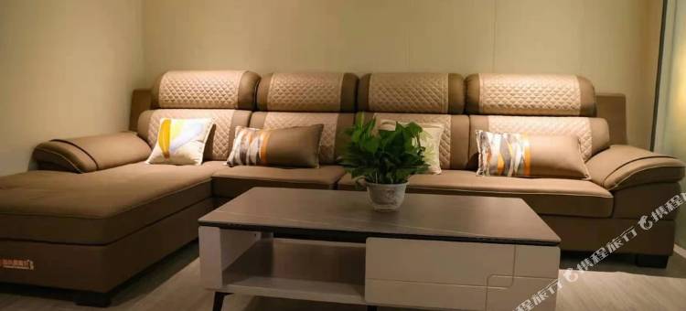 桃江格莱风尚酒店(灰山港站店)图片