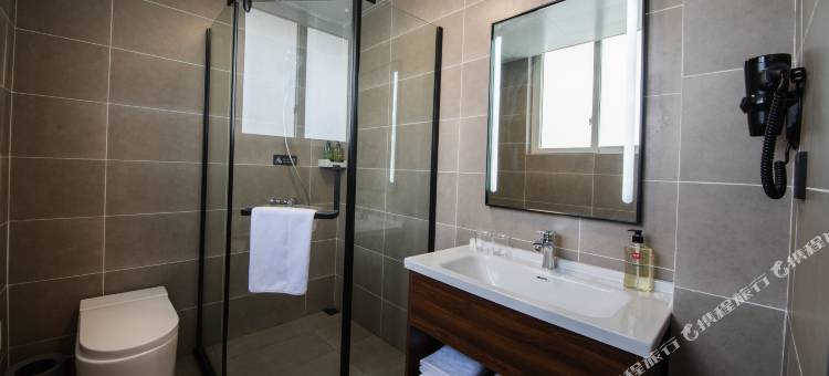 怡莱酒店(乐山嘉兴路美食街店)图片