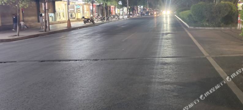 大理云都酒店(高铁站店)图片