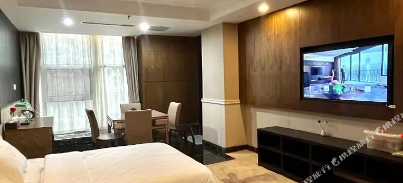 鸿源酒店(固始根亲文化公园佳乐时代广场店)图片