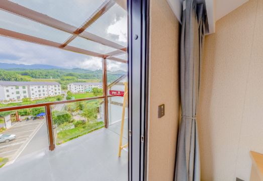 Hongdou Residence Hotel Overview