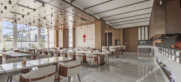 盐城丹顶鹤芳草地度假酒店图片