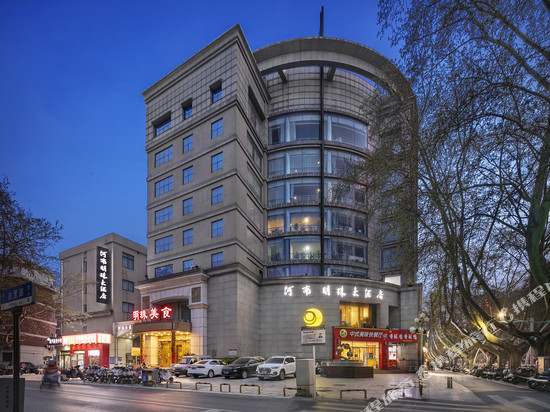 河南明珠大酒店(郑州二七广场丹尼斯大卫城店)