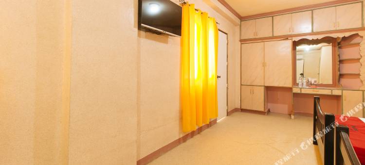 红多兹酒店@八打雁皇家格兰德海滩度假村(RedDoorz @ Royal Grande Beach Resort Batangas)图片