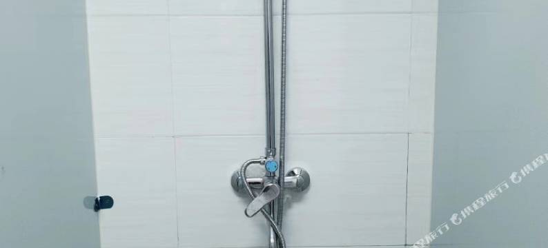 夜泊青年旅社(合肥火车站店)图片