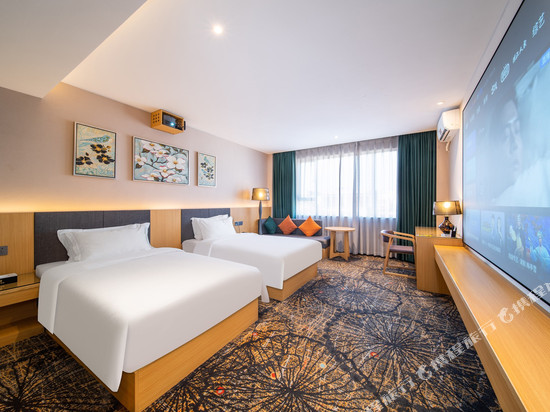 铂林酒店(阳西县宋康路店)