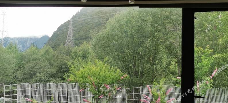 波密咔达桥兄弟农庄(波密桃花沟店)图片